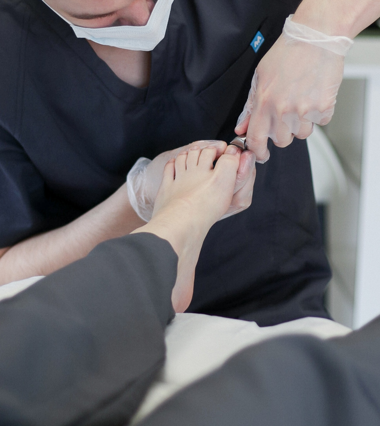 <span style="font-weight: bold;">Подологический педикюр </span>